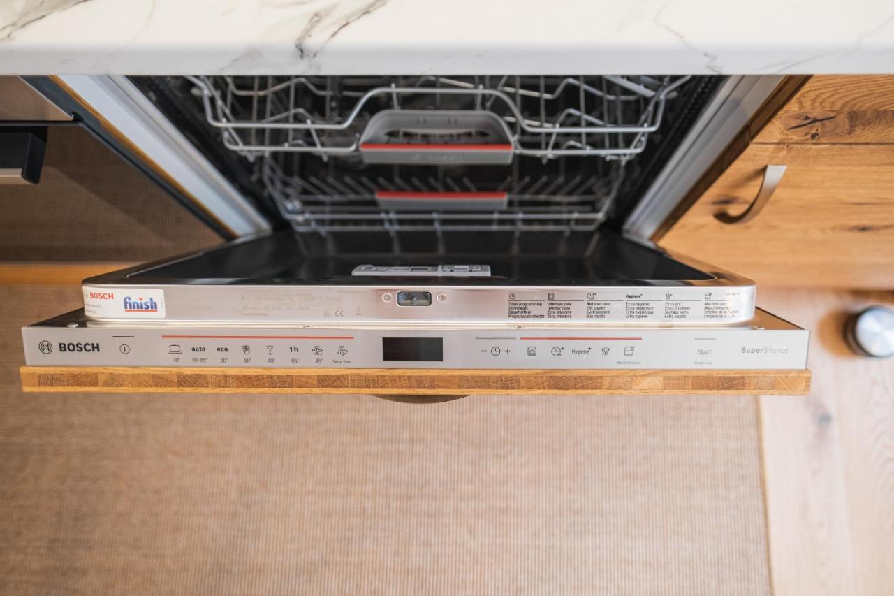 Gehobenes Ambiente In Historischer Wohnung Walting Kültér fotó
