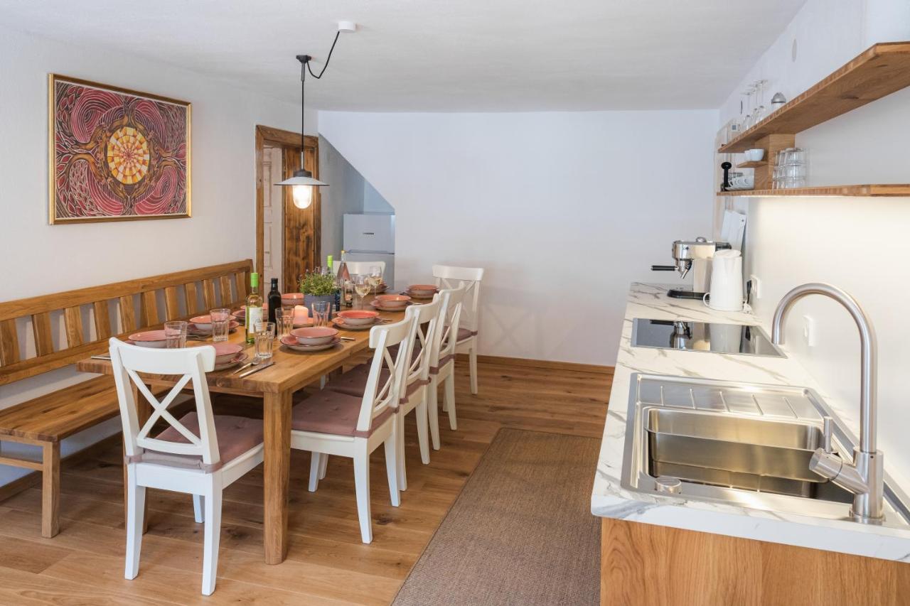 Gehobenes Ambiente In Historischer Wohnung Walting Kültér fotó