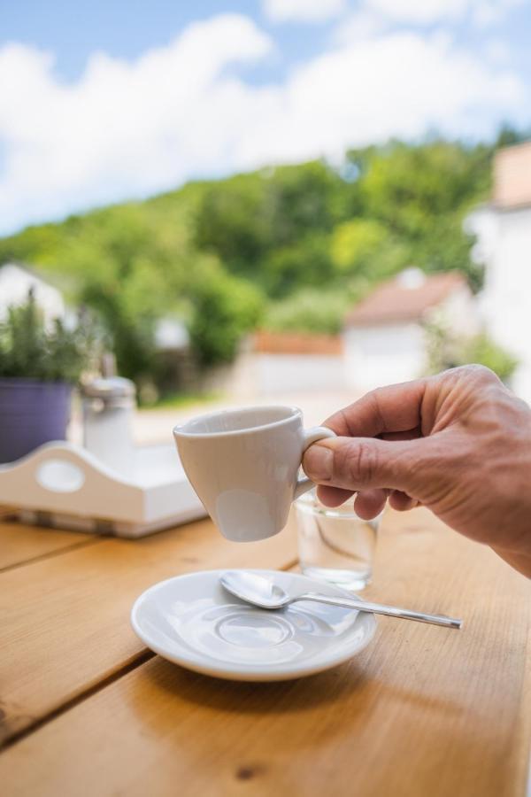 Gehobenes Ambiente In Historischer Wohnung Walting Kültér fotó