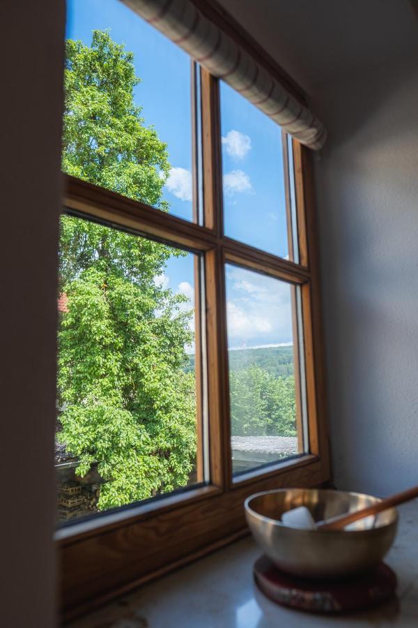 Gehobenes Ambiente In Historischer Wohnung Walting Kültér fotó